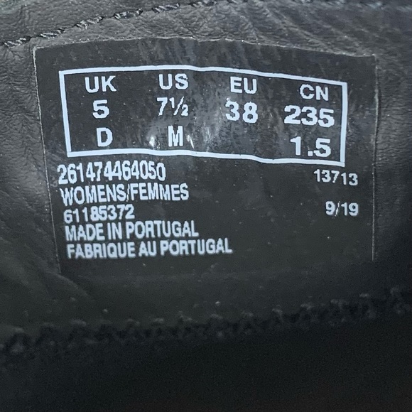 Clarks~Women’s ‘Demi‎ Beat’ Black Suede/Faux Snakeskin Slip-On Ankle Boot~Sz 7.5 - Picture 13 of 14